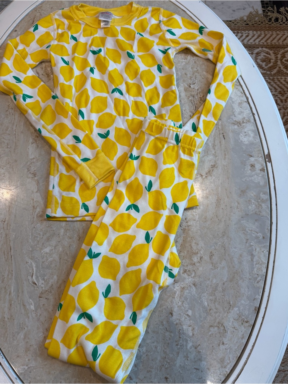 Hanna Andersson lemon 🍋 pajamas